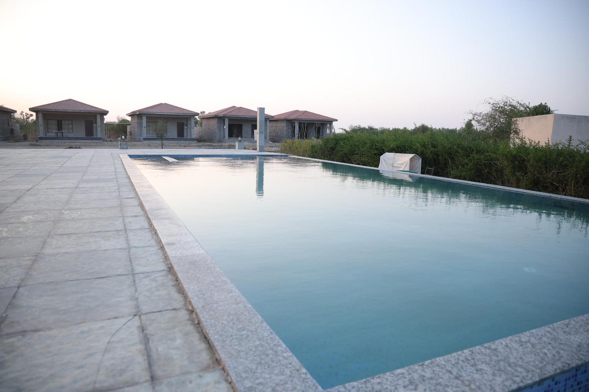 Отель Jawai Bera Leopard Camp Экстерьер фото